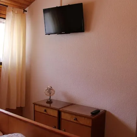 Ferienwohnung Auf 1233m Am Feldberg Nur 20m Zur Skilift/-piste, Wanderwegen Und Bus Apartment Feldberg (Baden-Wurttemberg)
